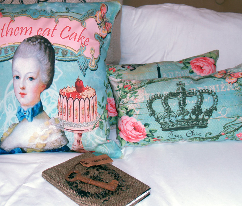 Tres Chic French Royal Crown Shabby Ornate Home Decor Pillow 